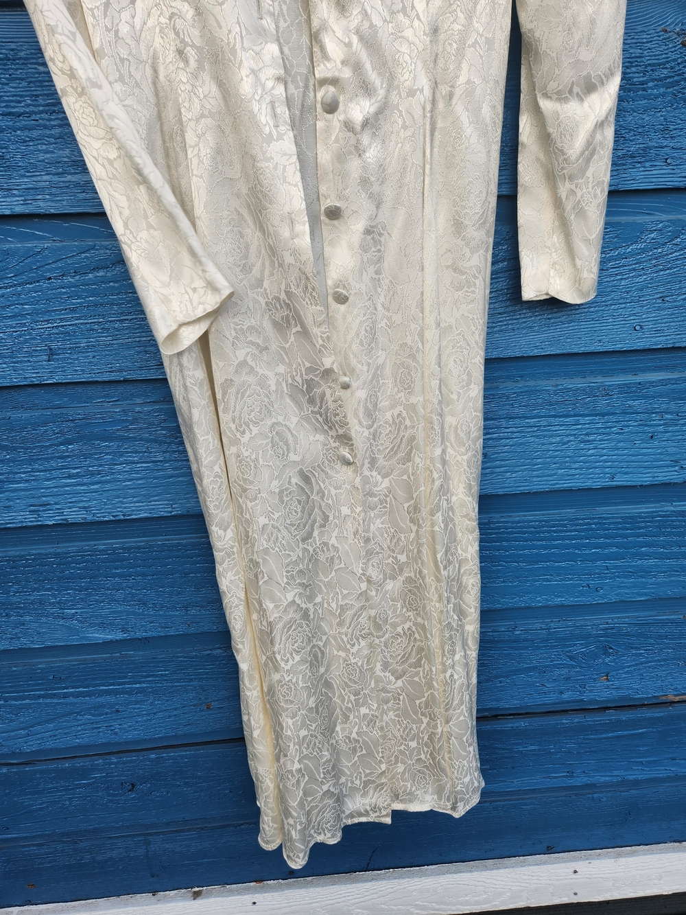 New Frontier Ivory Lace Maxi Dress with Ornate Neckline - Picture 7 of 12
